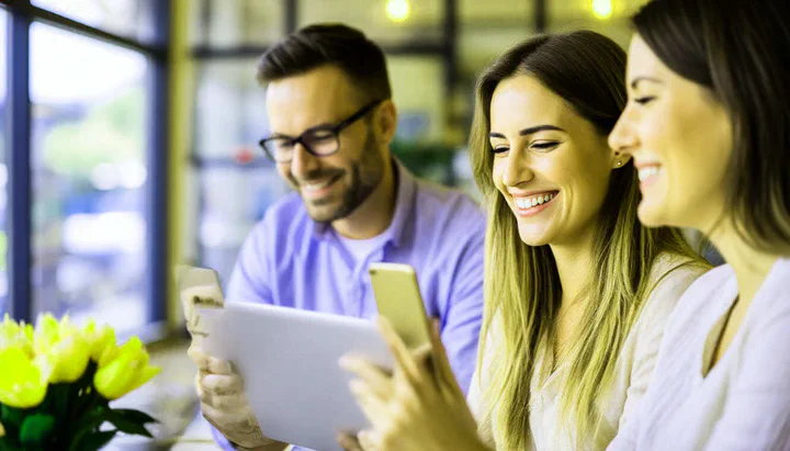 Мобильные сотрудники: как работать с выездными бригадами и приложением 1С