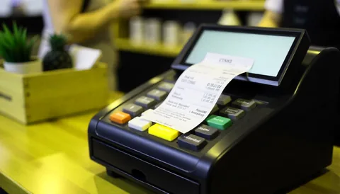 Фискальный накопитель и Эвотор: как правильно настроить