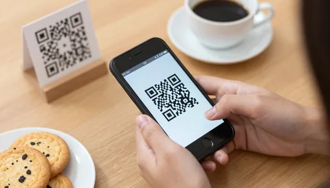 Выбор между qr-кодом и штрихкодом: что читается лучше и быстрее