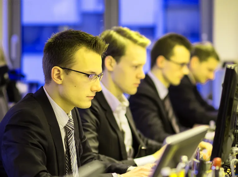 Пример клиент-серверного взаимодействия