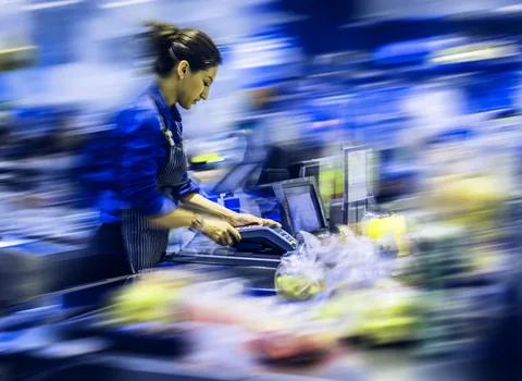 Развитие розничной сети магазинов: Стратегии и ключевые показатели эффективности