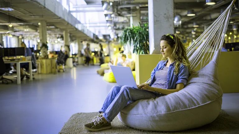 Нематериальная мотивация: удалёнка и гибкий график