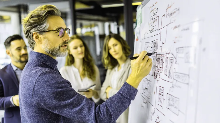 Связь предметной области и структуры БД