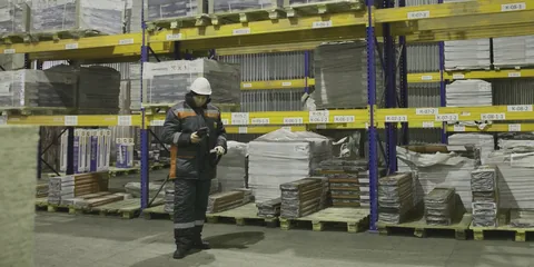 Адресное хранение на складе: процессы, организация и преимущества