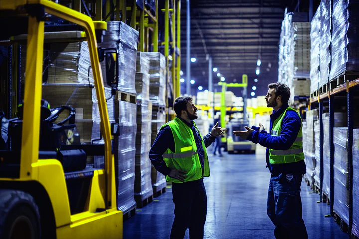 Конфликты на складе: реальные примеры, разбор, решение