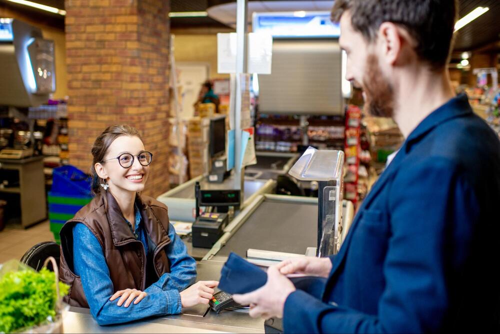 продавец и покупатель